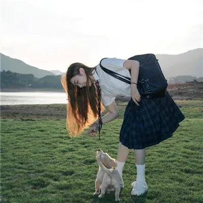 莫茜